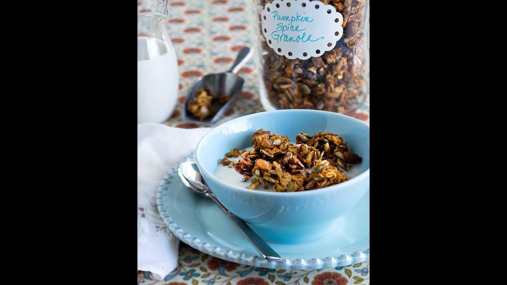 'Video thumbnail for 157 calorie Pumpkin Spice Granola!'