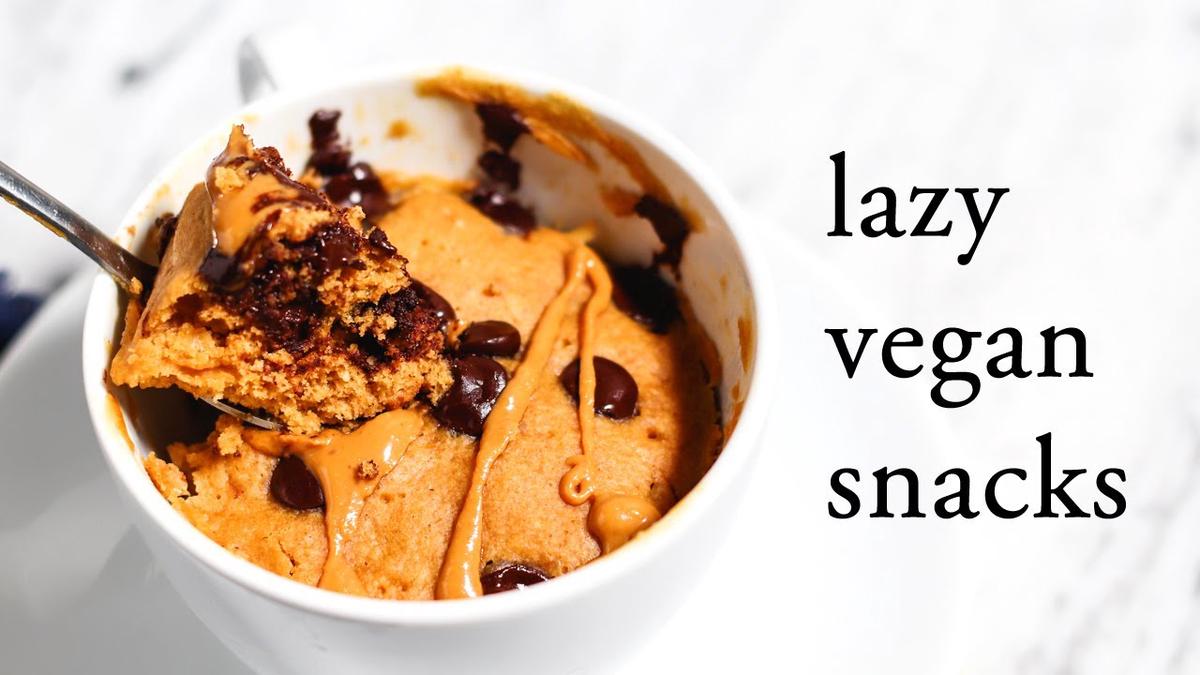 'Video thumbnail for 純素懶人簡易點心食譜,8 樣食材內搞定!Lazy Vegan Snack Ideas (easy + healthy)'