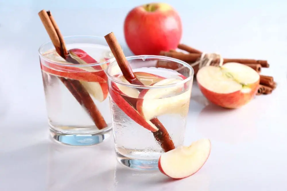 Apple Cinnamon Water Weight Loss Drink