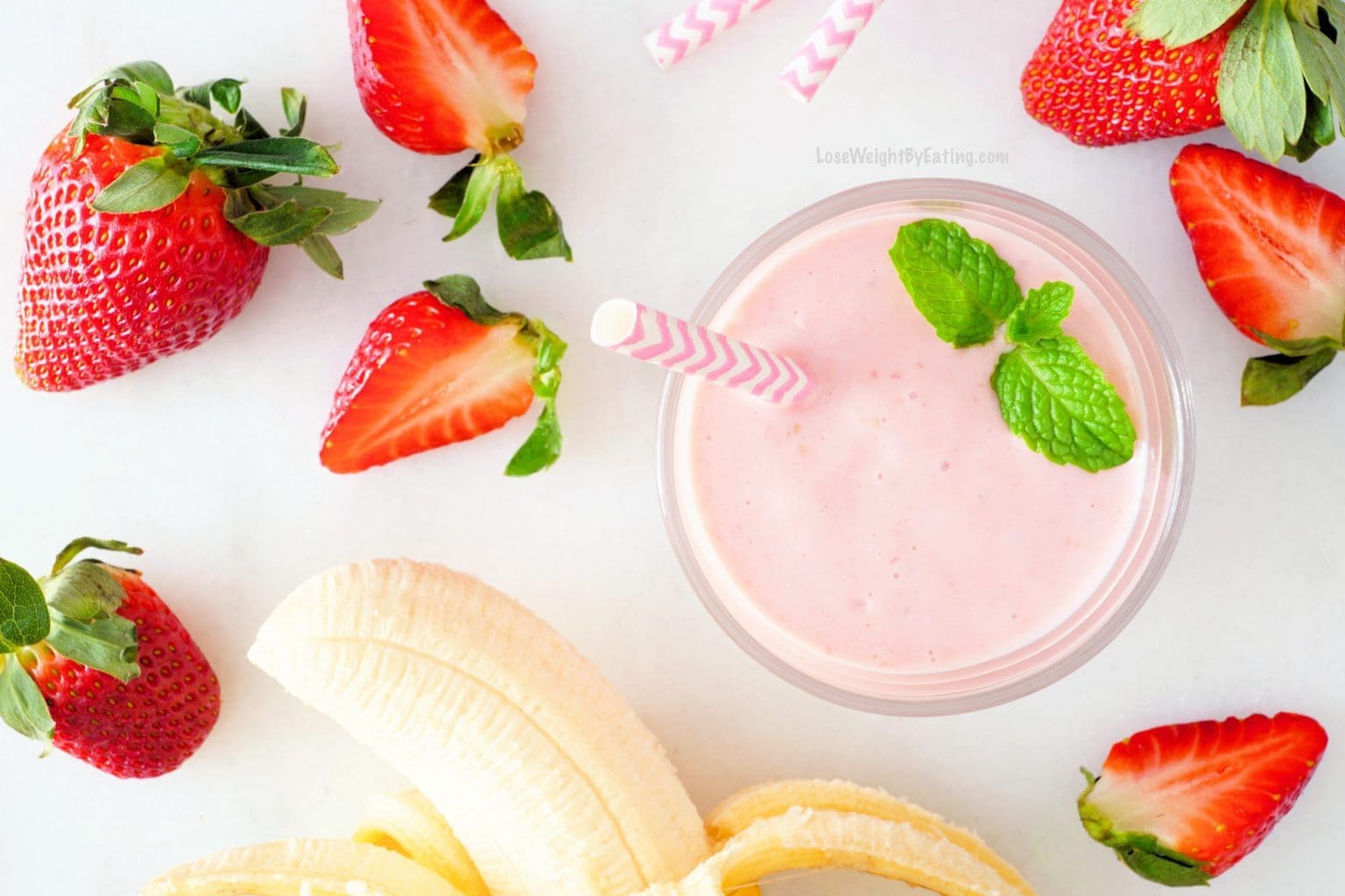 15-healthy-strawberry-banana-smoothie-recipes-for-weight-loss