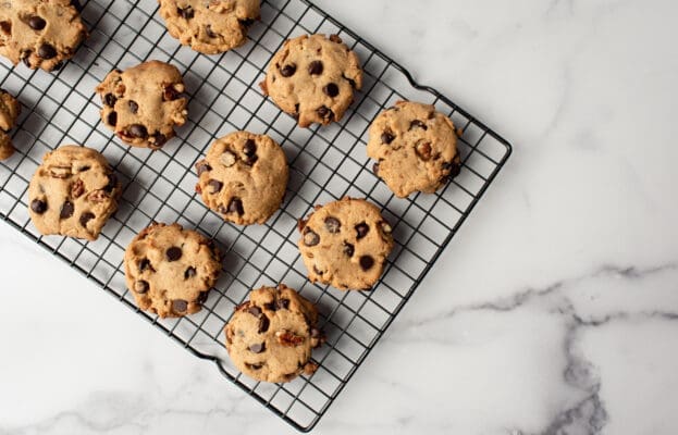 healthy chocolate chip cookies with nuts