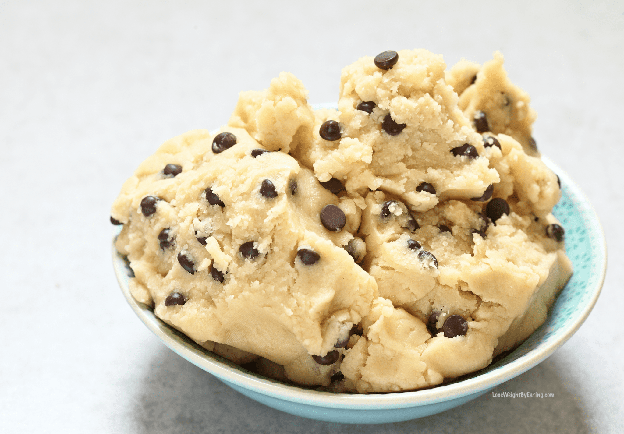 Healthy Edible Cookie Dough Recipe {LOW CALORIE}
