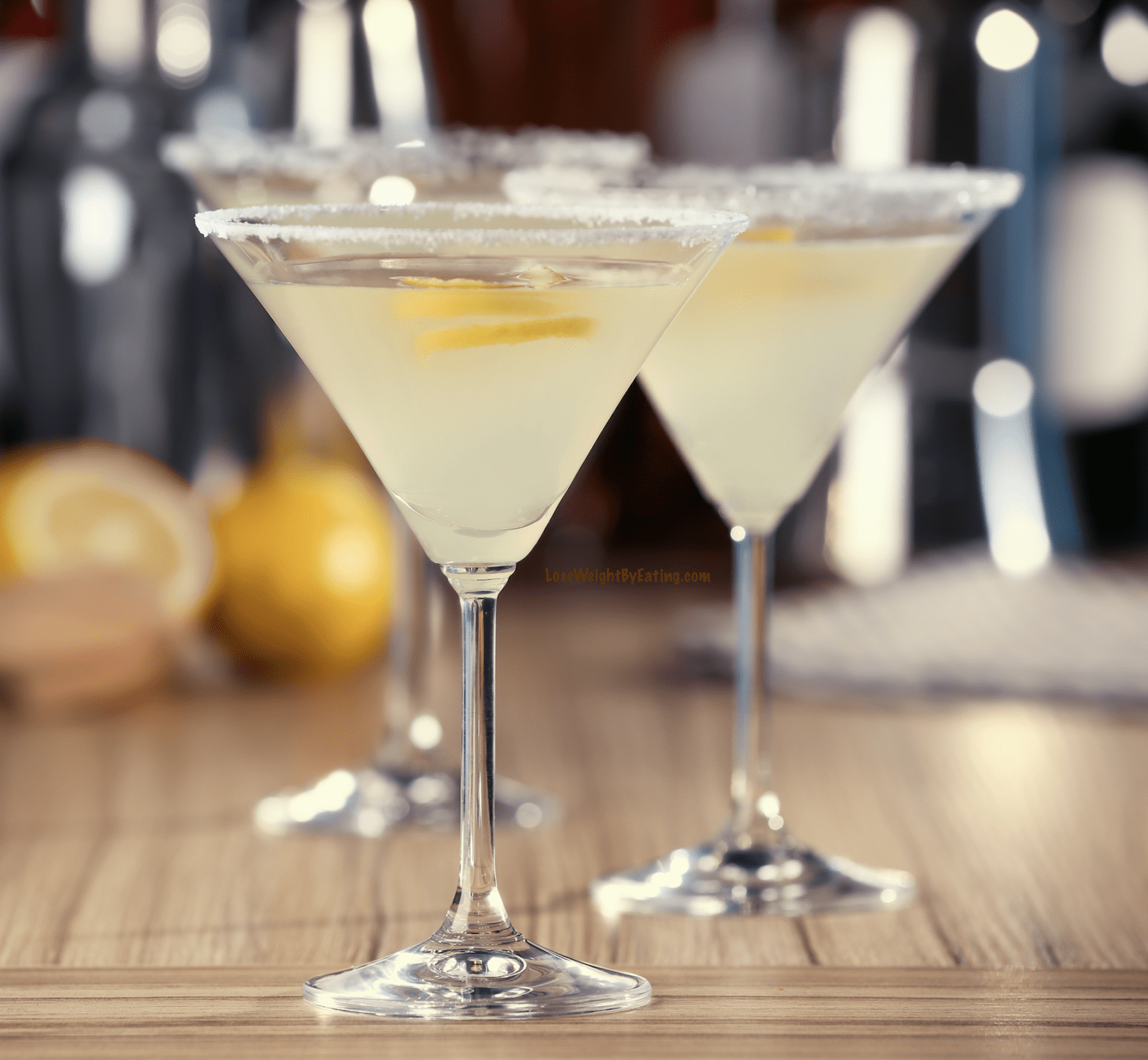 Easy Lemon Drop Martini Recipe {LOW CALORIE}