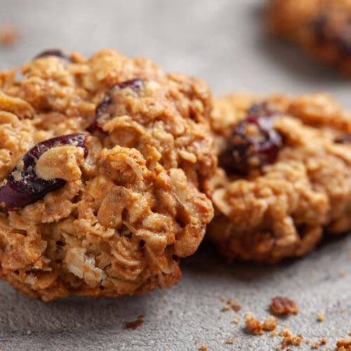 Low Calorie Oatmeal Raisin Cookies