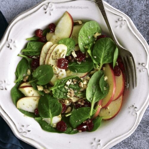 Best Ever Spinach Salad Recipe {Just 157 Calories}