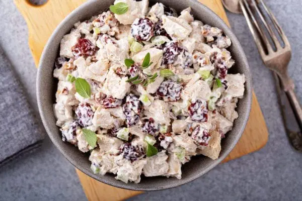 chicken salad with cranberries and almonds