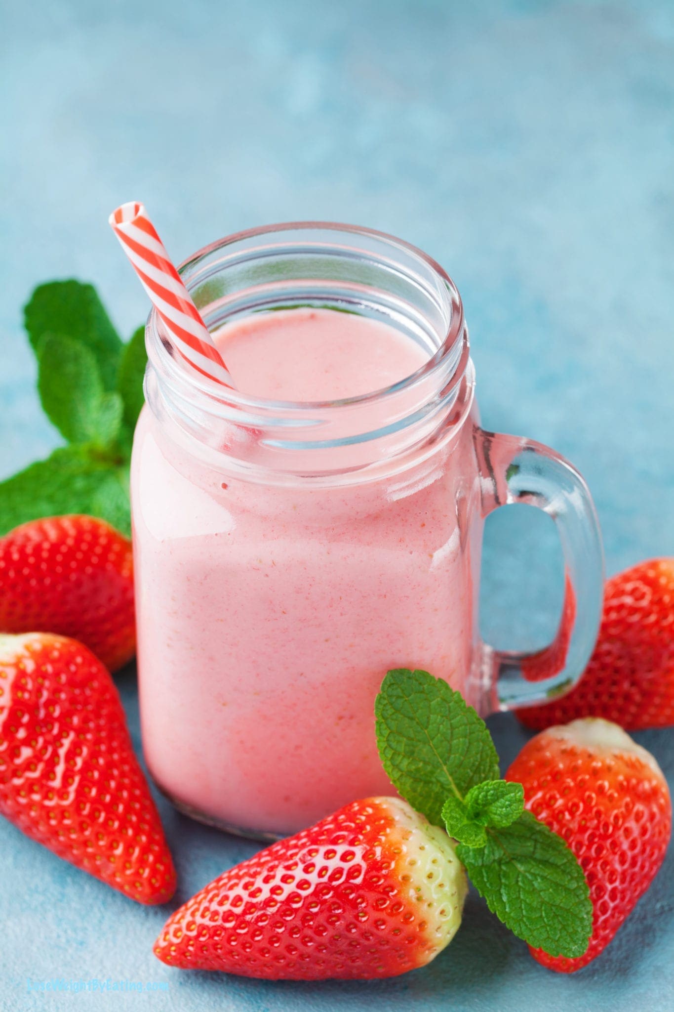 Easy Strawberry Smoothie Recipe With Yogurt Just 94 Calories 