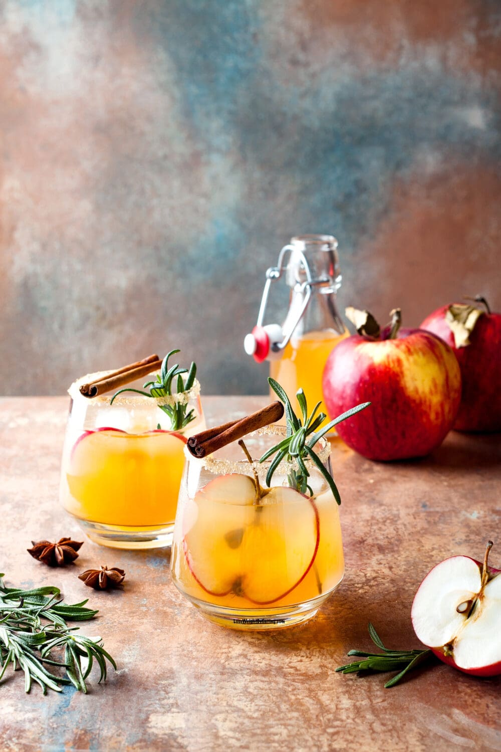 Low Calorie Apple Cinnamon Mocktails Recipe