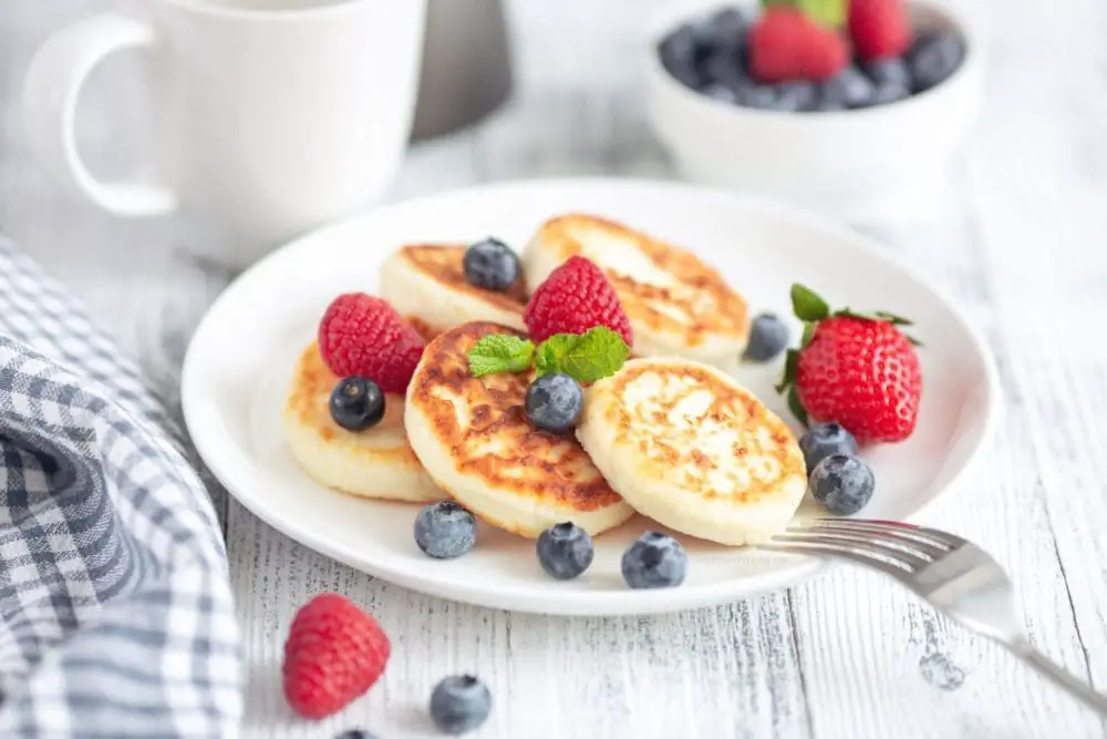 Healthy Cottage Cheese Pancakes (Protein Pancakes)