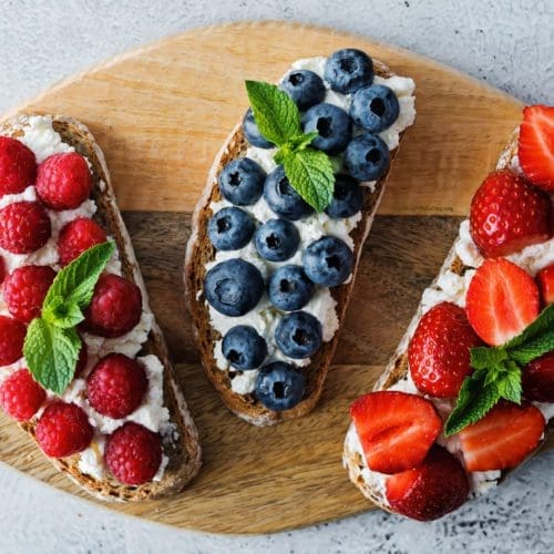 cottage cheese toasts