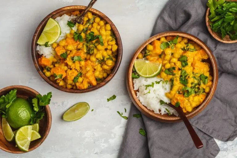 Low Calorie Vegan Sweet Potato Chickpea Curry