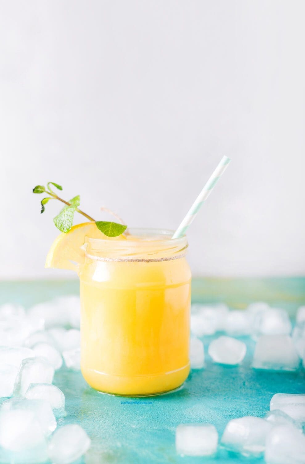 Low Calorie High Protein Lemonade Smoothie