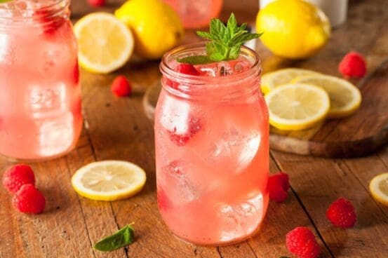 Low Calorie Raspberry Lemonade