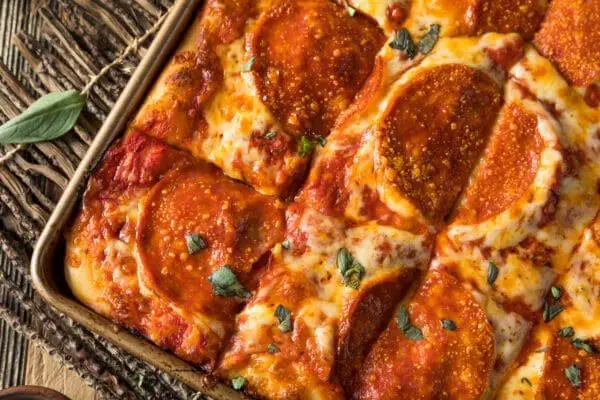 Low Calorie Sheet Pan Pizza