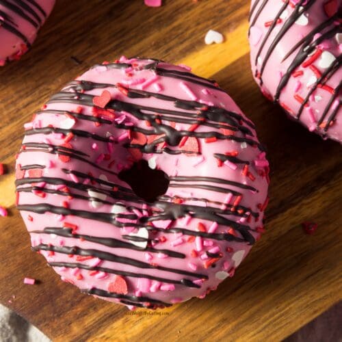 Low Calorie Strawberry Chocolate Glazed Donuts