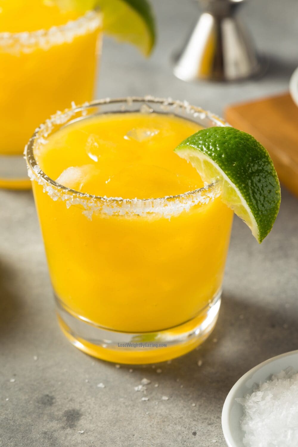 Low Calorie Mango Margaritas